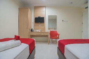 Reddoorz Near Mt Haryono Semarang Hotel Стая снимка